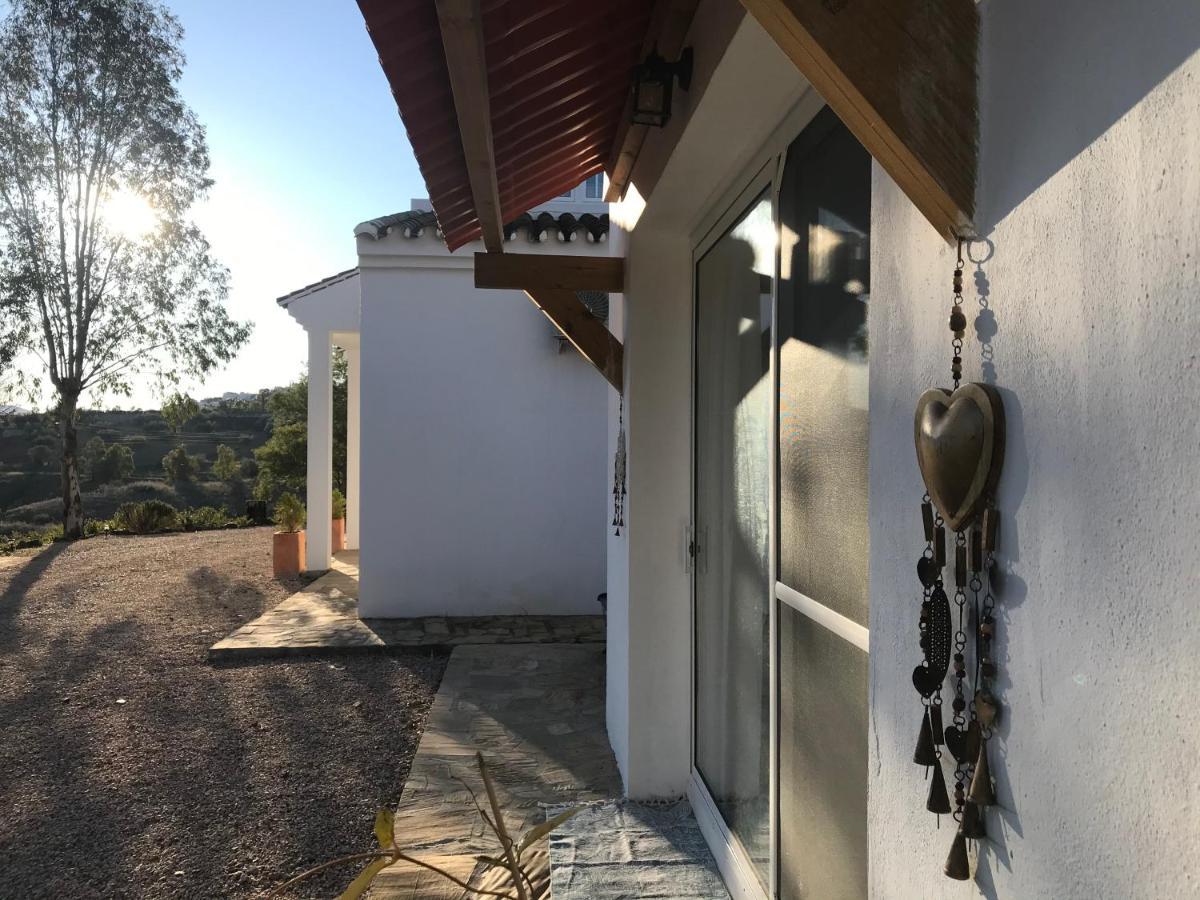 La Rustica En Vinuela, Piscina Privadaヴィラ エクステリア 写真