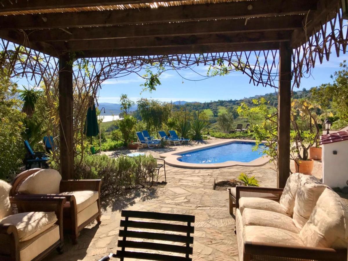 La Rustica En Vinuela, Piscina Privadaヴィラ エクステリア 写真