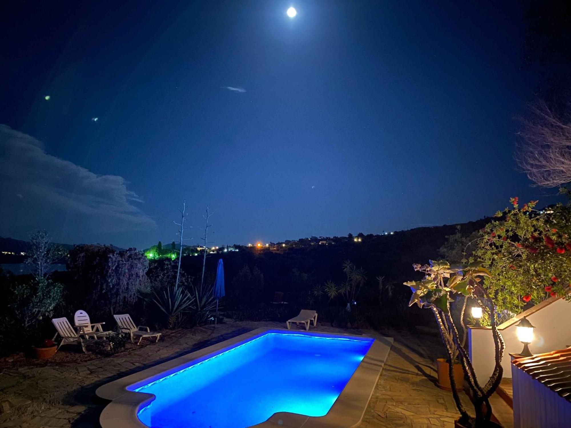La Rustica En Vinuela, Piscina Privadaヴィラ エクステリア 写真